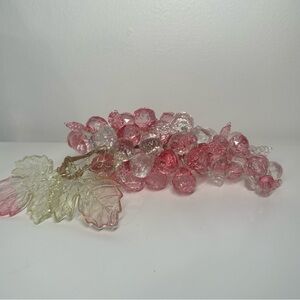 Pink & clear plastic decor grapes with leaves